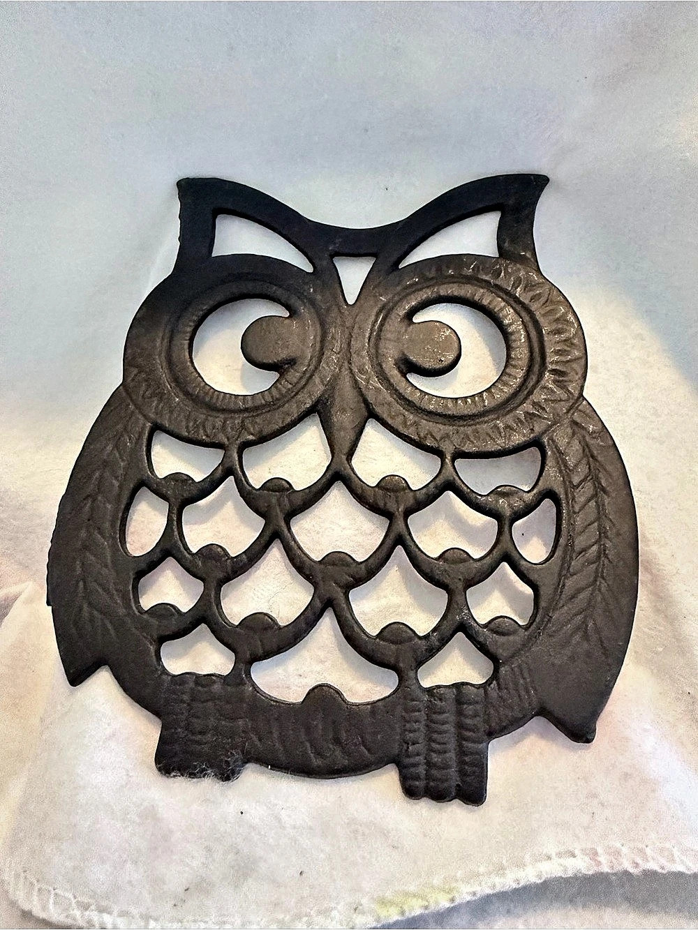 Vintage Cast Iron Owl Trivet Black